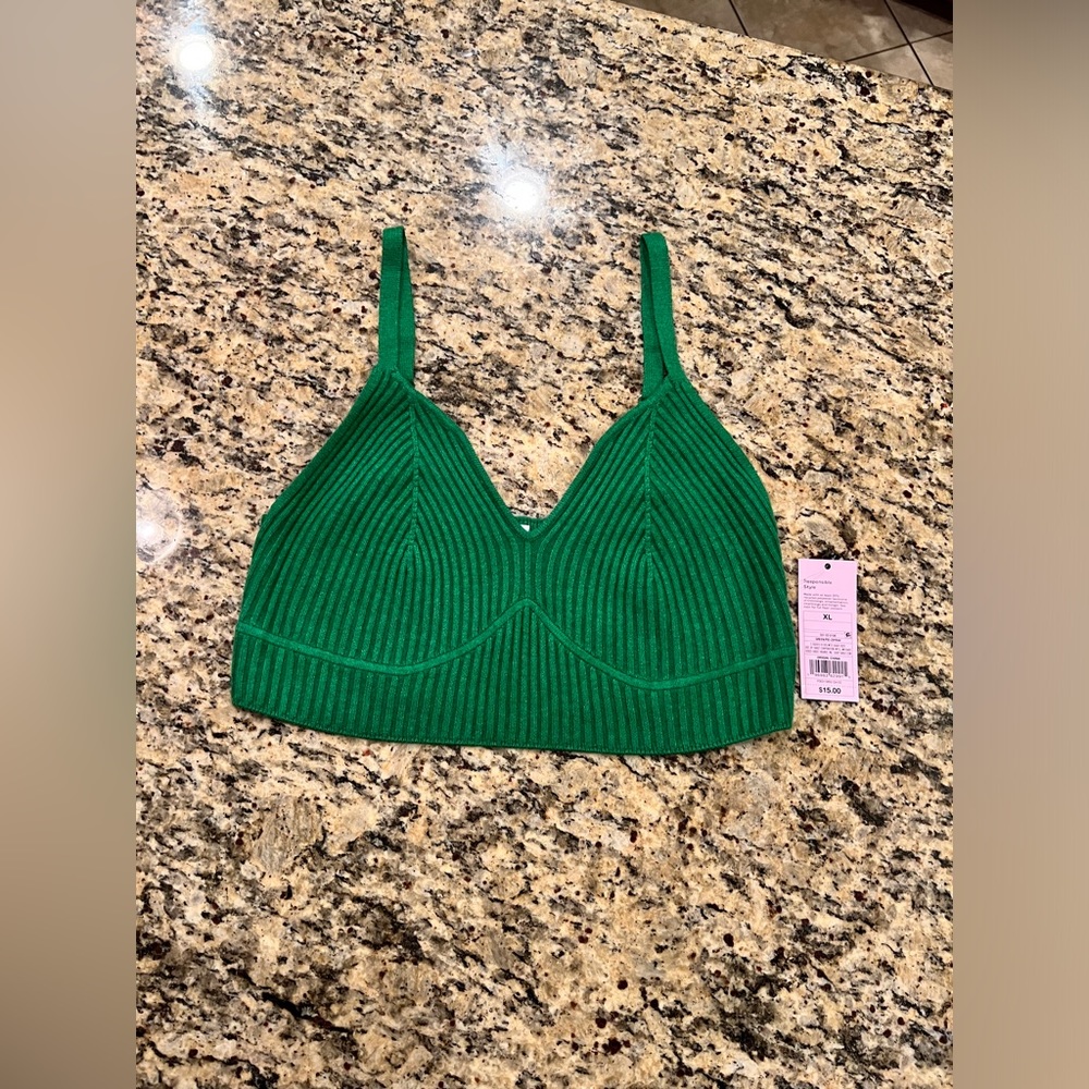 Green Top Wild Fable